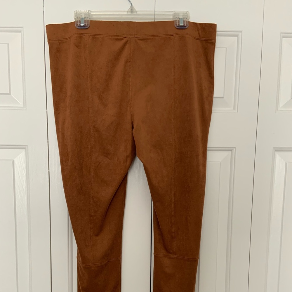 Express pants - Picture 2 of 3